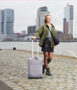 Enrico Benetti Dallas 39042 Handbagage Koffer Softcase - Grijs -Trolley Winkel 1025x1200 1