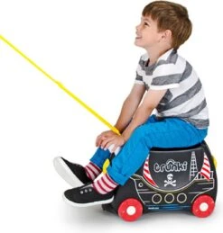 Trunki Ride-On Handbagage Koffer 46 Cm - Piraat Pedro -Trolley Winkel 1143x1200 1