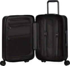 Samsonite Reiskoffer - Stackd Spinner 55/20 Exp (Handbagage) Black -Trolley Winkel 1200x1117 3