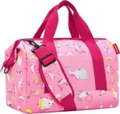 Reisenthel Allrounder M Kids Reistas - Kind - Maat M - 18L - ABC Friends Pink Roze -Trolley Winkel 1200x1131 3