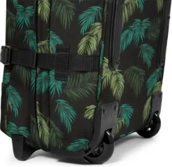 Eastpak TRANVERZ M Reiskoffer (67 X 35.5 X 30 Cm) - Brize Palm Core -Trolley Winkel 1200x1161 3