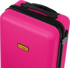 BHPPY - Flamingo Pink - Handbagage (55 Cm) -Trolley Winkel 1200x1168 3