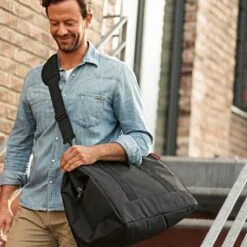 Reisenthel Allrounder L Reistas Sporttas - 30L - Baroque Marble Zwart -Trolley Winkel 1200x1200 1170