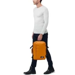 Cabin Zero Reistas / Weekendtas - 44 X 30 X 20 Cm - 36 Liter - Classic - Oranje -Trolley Winkel 1200x1200 1182