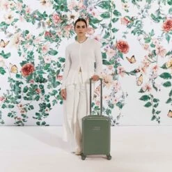 SUITSUIT - Blossom - Dark Olive - Duo Set (55/76 Cm) -Trolley Winkel 1200x1200 1543