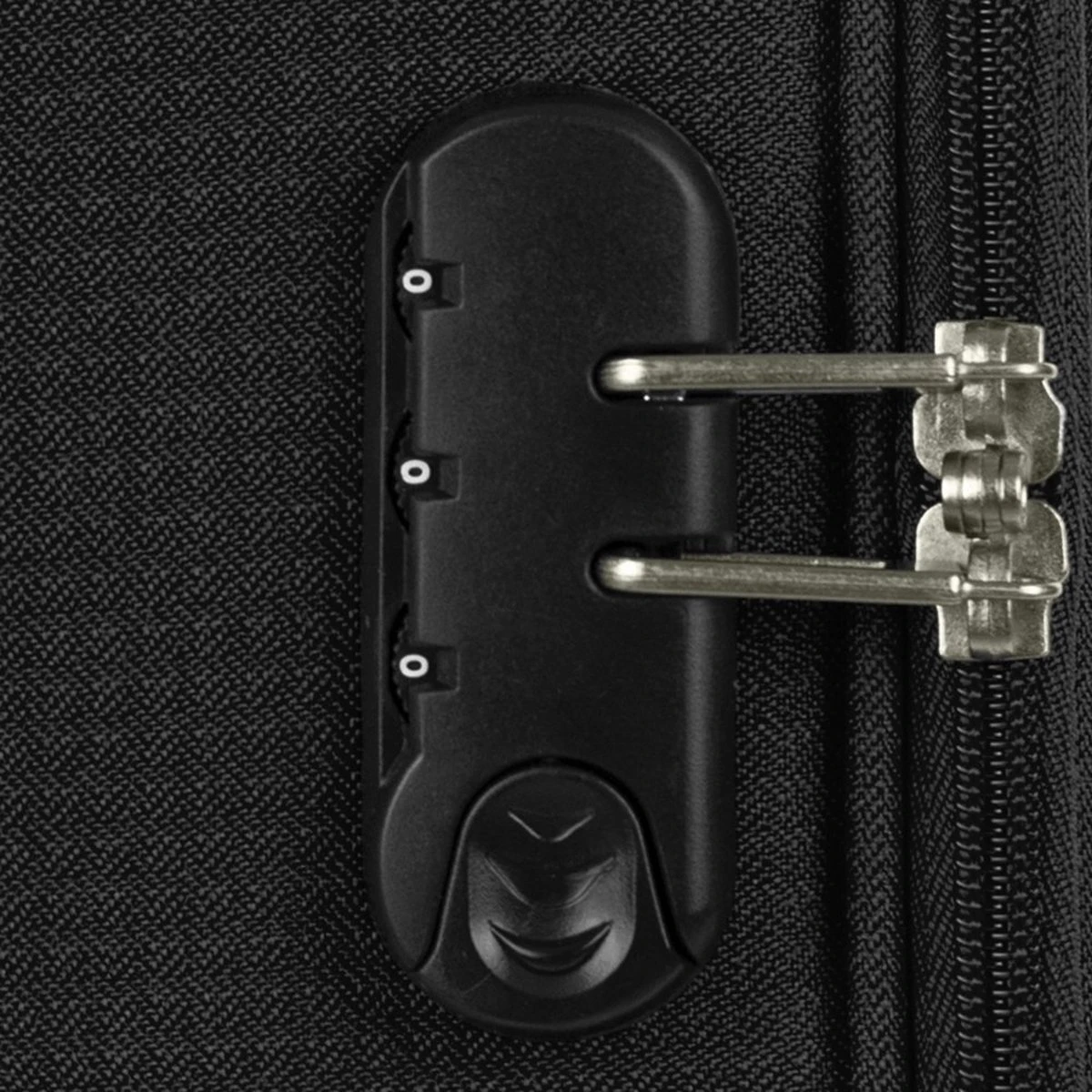 Travelbags Handbagage Zachte Koffer / Trolley / Reiskoffer - The Base - 55 Cm - Zwart 15 Travelbags Handbagage Zachte Koffer / Trolley / Reiskoffer - The Base - 55 Cm - Zwart - Afbeelding 13