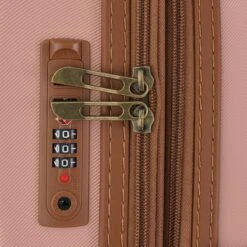 Oistr Florence Handbagage Spinner S Matte Pink -Trolley Winkel 1200x1200 1602