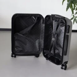 Handbagage Koffer 55cm Zilver 4 Wielen Trolley Met Pin Slot -Trolley Winkel 1200x1200 1618