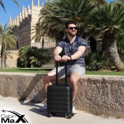 CabinMax Handbagage Koffer - Trolley 30L - Harde Reiskoffer - 45x36x20cm - Lichtgewicht - Groot Capaciteit - Zwart -Trolley Winkel 1200x1200 1793