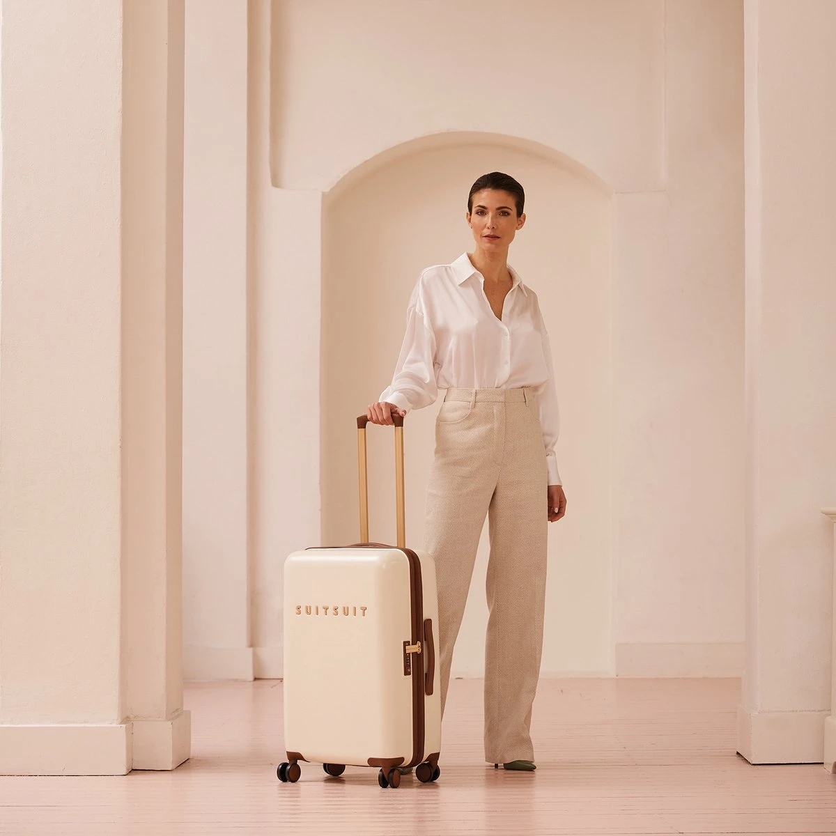SUITSUIT - Fab Seventies - Antique White - Reiskoffer (66 Cm) 4 SUITSUIT - Fab Seventies - Antique White - Reiskoffer (66 Cm) - Afbeelding 2