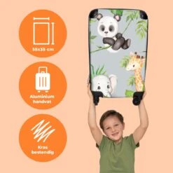NoBoringSuitcases.com® Koffer - Jungle - Panda - Olifant - Giraffe - Kinderen - Past Binnen 55x40x20 Cm En 55x35x25 Cm - Handbagage - Trolley - Fotokoffer - Cabin Size - Print -Trolley Winkel 1200x1200 1928