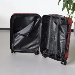 Handbagage Koffer 55cm Rood 4 Wielen Trolley Met Pin Slot -Trolley Winkel 1200x1200 215