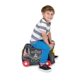 Trunki Ride-On Handbagage Koffer 46 Cm - Piraat Pedro -Trolley Winkel 1200x1200 228