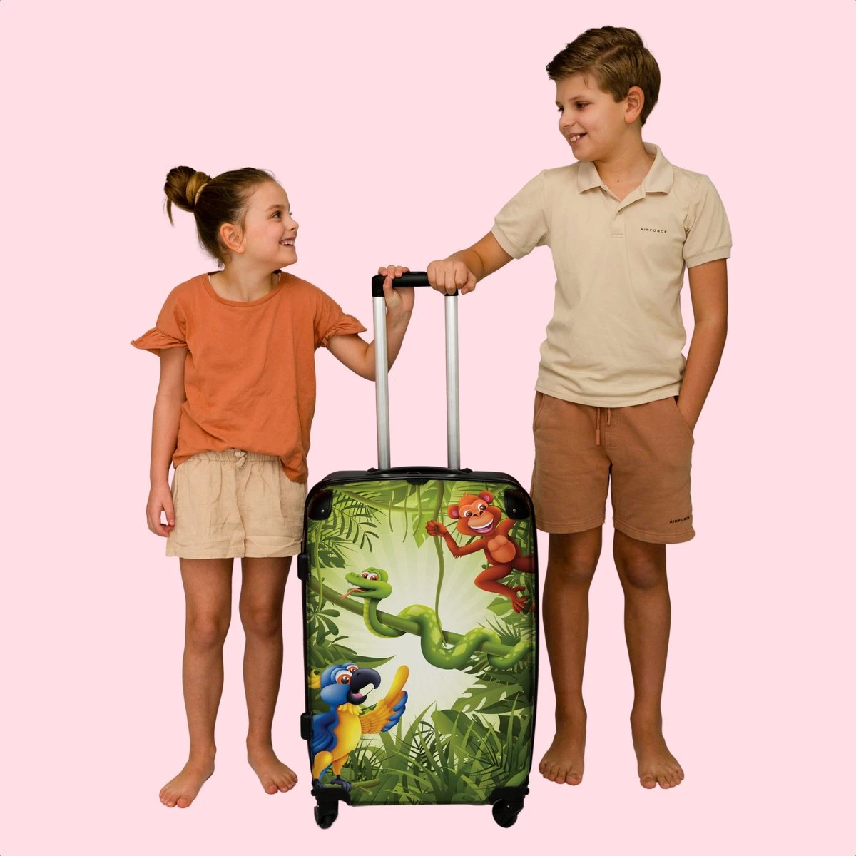 NoBoringSuitcases.com® Koffer Groot - Jungle - Dieren - Groen - Kinderen - Trolley Koffer Met TSA-slot - Met Wielen - 90 Liter - Reiskoffer - 66 Cm 9 NoBoringSuitcases.com® Koffer Groot - Jungle - Dieren - Groen - Kinderen - Trolley Koffer Met TSA-slot - Met Wielen - 90 Liter - Reiskoffer - 66 Cm - Afbeelding 7