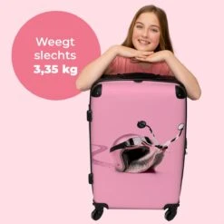 NoBoringSuitcases.com® Koffer Groot - Slak - Roze - Meisjes - Racen - Trolley Koffer Met TSA-slot - Met Wielen - 90 Liter - Reiskoffer - 66 Cm -Trolley Winkel 1200x1200 525