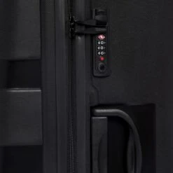 ©TROLLEYZ - Paris No.5 - Reiskoffer - 78cm Met TSA Slot - Dubbele Wielen - 360° Spinners - 100% Polypropyleen - Reiskoffer In Piano Black 20 ©TROLLEYZ - Paris No.5 - Reiskoffer - 78cm Met TSA Slot - Dubbele Wielen - 360° Spinners - 100% Polypropyleen - Reiskoffer In Piano Black -Trolley Winkel 1200x1200 573