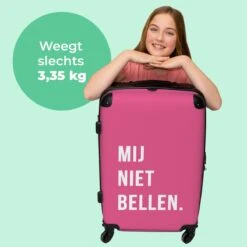 NoBoringSuitcases.com® Koffer Groot - Quotes - Spreuken - Mij Niet Bellen. - Roze - Wit - Trolley Koffer Met TSA-slot - Met Wielen - 90 Liter - Reiskoffer - 66 Cm 11 NoBoringSuitcases.com® Koffer Groot - Quotes - Spreuken - Mij Niet Bellen. - Roze - Wit - Trolley Koffer Met TSA-slot - Met Wielen - 90 Liter - Reiskoffer - 66 Cm -Trolley Winkel 1200x1200 618