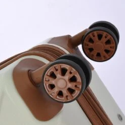 Oistr Florence Handbagage Spinner S Off White -Trolley Winkel 1200x1200 75