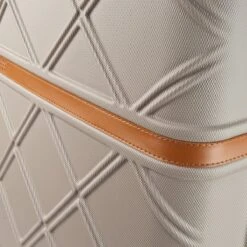 Princess Traveller Whistler - Handbagagekoffer - Capuccino - Small - 55cm 13 Princess Traveller Whistler - Handbagagekoffer - Capuccino - Small - 55cm -Trolley Winkel 1200x1200 764