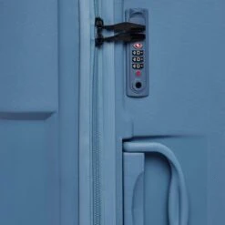©TROLLEYZ - Venice No.10 - Reiskoffer - 69cm Met TSA Slot - Dubbele Wielen - 360° Spinners - 100% Polypropyleen - Reiskoffer In Ice Blue 17 ©TROLLEYZ - Venice No.10 - Reiskoffer - 69cm Met TSA Slot - Dubbele Wielen - 360° Spinners - 100% Polypropyleen - Reiskoffer In Ice Blue -Trolley Winkel 1200x1200 768