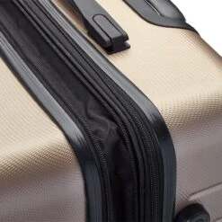 Swiss Alpine 2.0 - Reiskoffer- 77 Cm - 4 Wielen - Champagne - Goud -Trolley Winkel 1200x1200 819