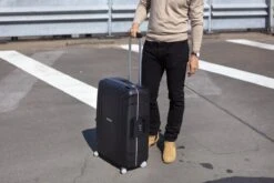 CarryOn Steward TSA Reiskoffer - 75cm Trolley Met Kliksloten - Dubbele Wielen - Zwart 29 CarryOn Steward TSA Reiskoffer - 75cm Trolley Met Kliksloten - Dubbele Wielen - Zwart -Trolley Winkel 1200x800 23