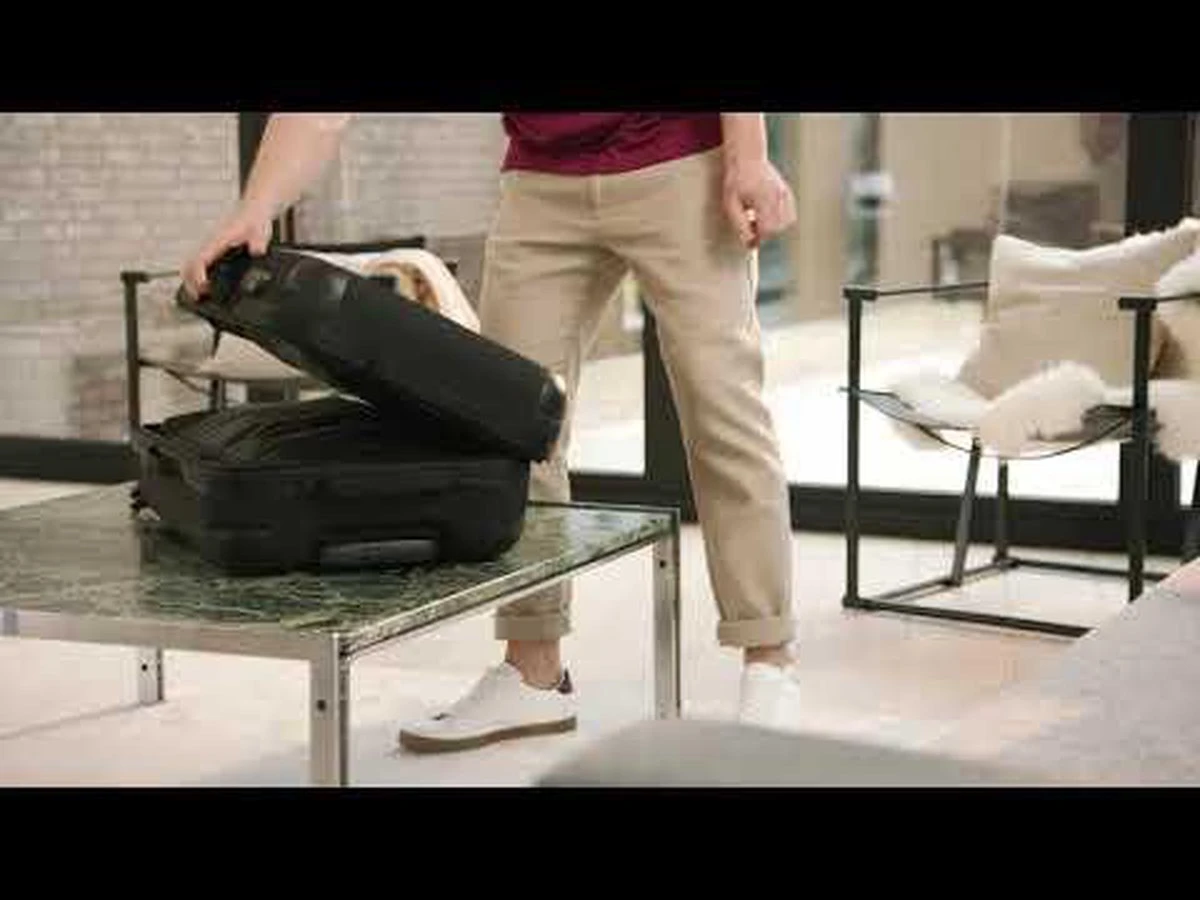 Eastpak TRANZSHELL M Reiskoffer (67 X 42 X 4 Cm) - Black 16 Eastpak TRANZSHELL M Reiskoffer (67 X 42 X 4 Cm) - Black - Afbeelding 14