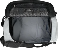 The North Face Gilman Duffel Reistas 50 Liter - Black/Mid Grey -Trolley Winkel 1200x992
