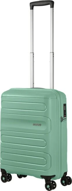 American Tourister Reiskoffer - Sunside Spinner 55/20 (Handbagage) Mineral Green 15 American Tourister Reiskoffer - Sunside Spinner 55/20 (Handbagage) Mineral Green -Trolley Winkel 456x1200 2