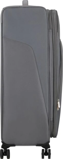 American Tourister Reiskoffer - Summerfunk Spinner 79cm - Titanium Grey 14 American Tourister Reiskoffer - Summerfunk Spinner 79cm - Titanium Grey -Trolley Winkel 476x1200 1