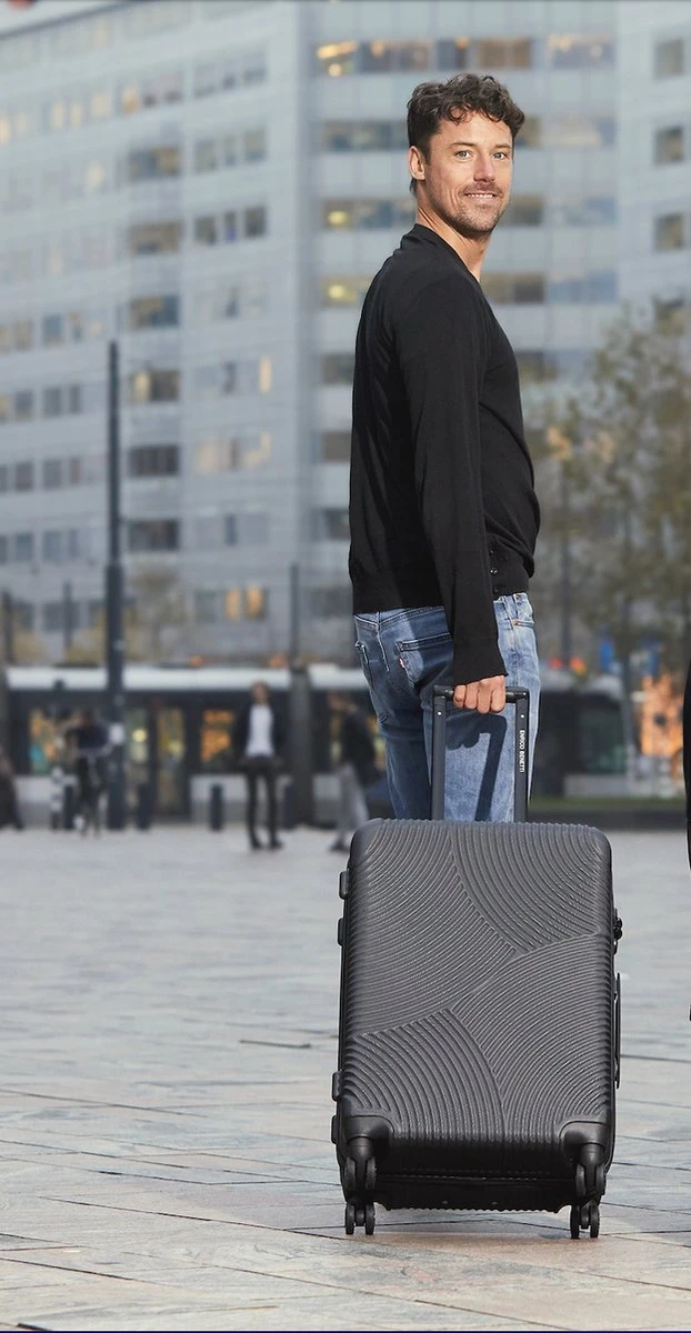 Enrico Benetti Louisville Driedelige Kofferset Hardcase - 39040 - Zwart 8 Enrico Benetti Louisville Driedelige Kofferset Hardcase - 39040 - Zwart - Afbeelding 6