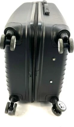 AATravel M Reiskoffer - Trolley ABS - Met Dubbele Wielen - 66 Cm - 73 Liter - Zwart -Trolley Winkel 698x1200 1