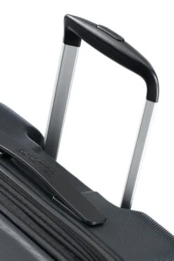 American Tourister Tracklite Spinner Reiskoffer 67 Cm - Dark Slate 13 American Tourister Tracklite Spinner Reiskoffer 67 Cm - Dark Slate -Trolley Winkel 799x1200 59