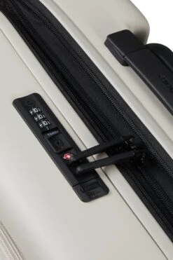 Samsonite Reiskoffer - Stackd Spinner Uitbreidbaar (4 Wielen) 55 Cm Handbagage - Sand - 2.8 Kg -Trolley Winkel 800x1200 117