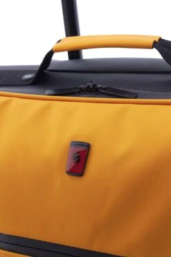 Gladiator Polar Handbagage Laptop Wieltas / Koffer - 55 Cm - 14 Inch - Geel -Trolley Winkel 800x1200 2