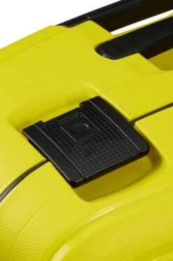 Samsonite Reiskoffer - S'Cure Spinner 81/30 - Lime -Trolley Winkel 800x1200 47