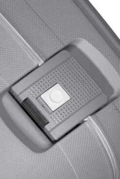 Samsonite Reiskoffer - S'CURE SPINNER 55/20 (Handbagage) Zilverkleurig -Trolley Winkel 803x1200 4