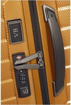 Samsonite Proxis Spinner 69/25 Honey Gold -Trolley Winkel 812x1200 1