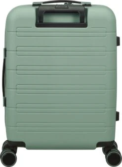 American Tourister Reiskoffer Met Laptopvak - Novastream Spinner 55/20 Tsa (Handbagage) Nomad Green -Trolley Winkel 880x1200 2