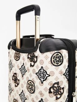 Guess House Party 18 In 4 Wheeler Dames Reiskoffer - Cream Multi Logo -Trolley Winkel 900x1200 28