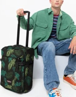 Eastpak TRANVERZ XXS Reiskoffer, Handbagage (45 X 32 X 20 Cm) - Brize Palm Core -Trolley Winkel 940x1200 2