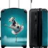 NoBoringSuitcases.com® Koffer Groot - Koe - Ballet - Portret - Blauw - Dieren - Trolley Koffer Met TSA-slot - Met Wielen - 90 Liter - Reiskoffer - 66 Cm -Trolley Winkel 985x1200 1