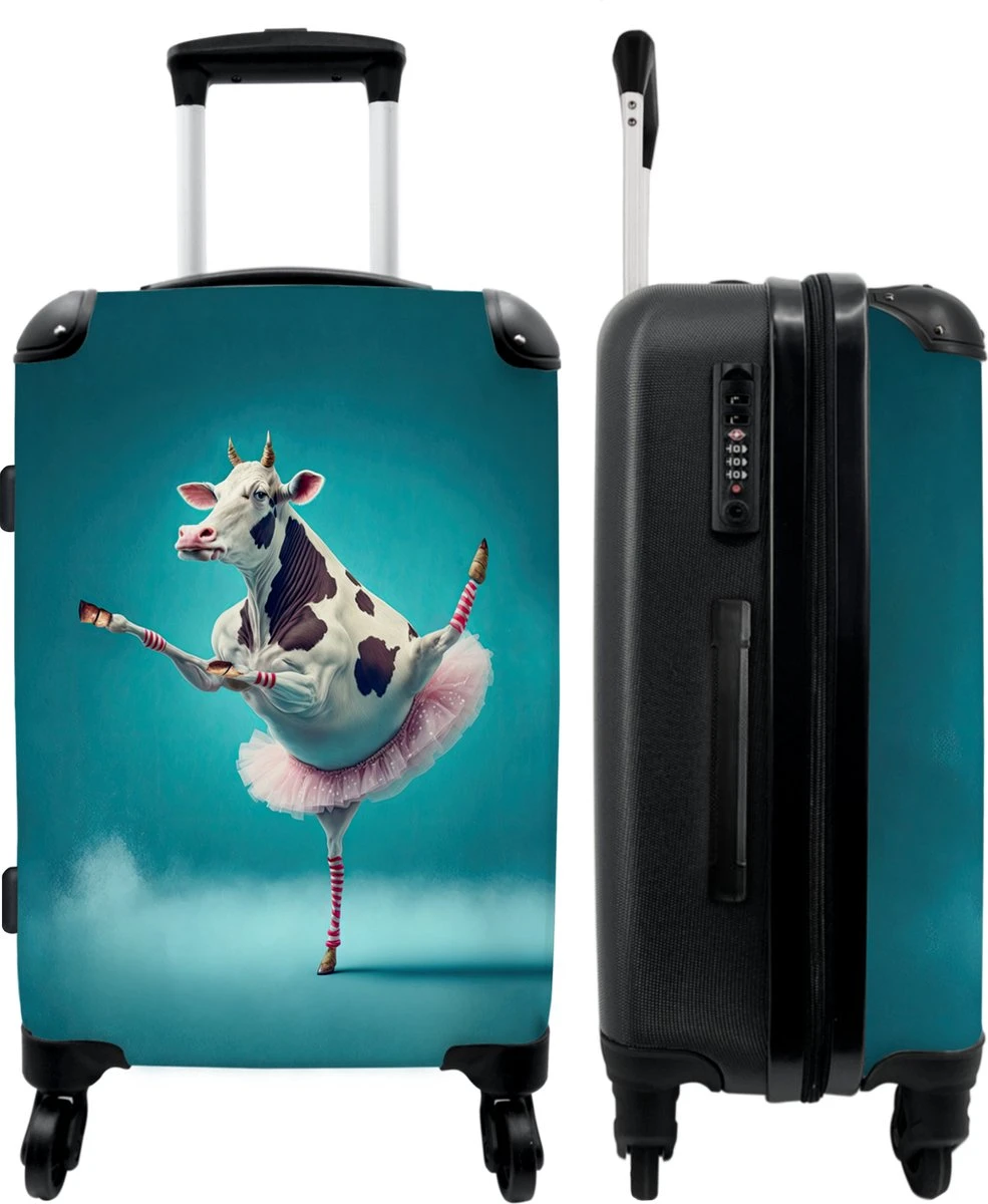 NoBoringSuitcases.com® Koffer Groot - Koe - Ballet - Portret - Blauw - Dieren - Trolley Koffer Met TSA-slot - Met Wielen - 90 Liter - Reiskoffer - 66 Cm 3 NoBoringSuitcases.com® Koffer Groot - Koe - Ballet - Portret - Blauw - Dieren - Trolley Koffer Met TSA-slot - Met Wielen - 90 Liter - Reiskoffer - 66 Cm